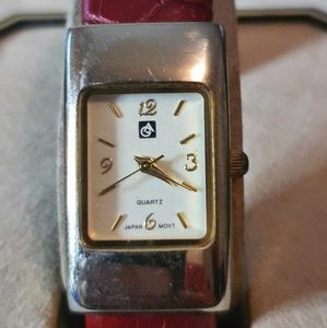 🦋10/$20🦋 Goldtone/Red Women's Cuff Watch